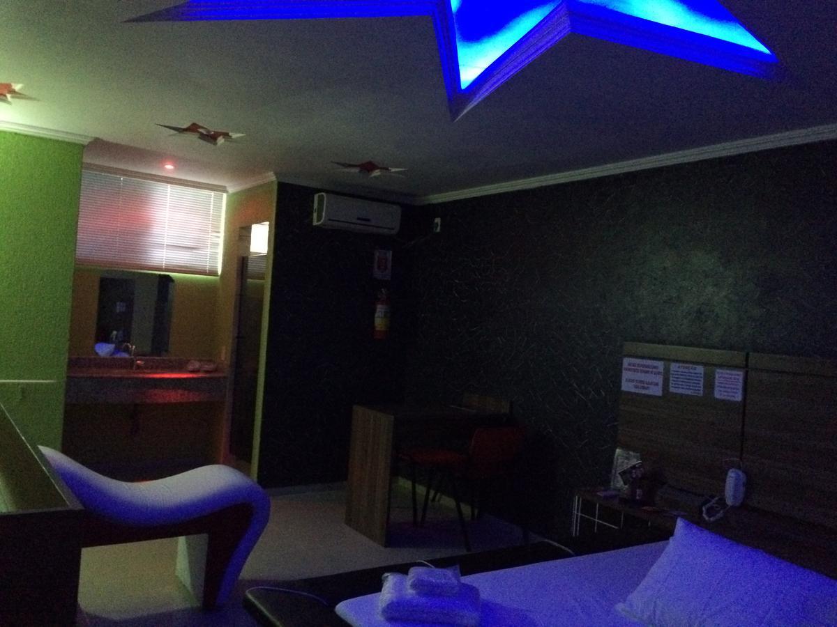 Sonhos Motel (Adults Only) Коломбо Екстериор снимка